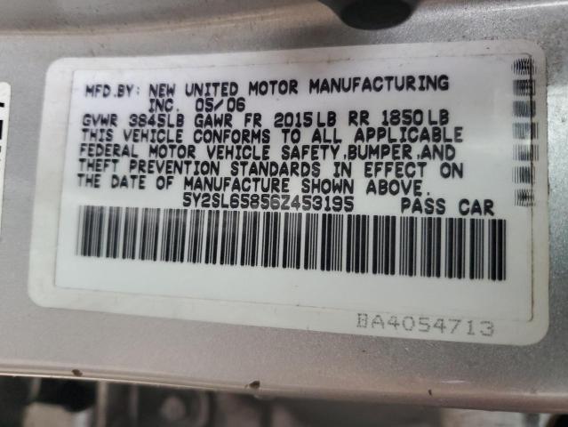 5Y2SL65856Z453195 - 2006 PONTIAC VIBE SILVER photo 12