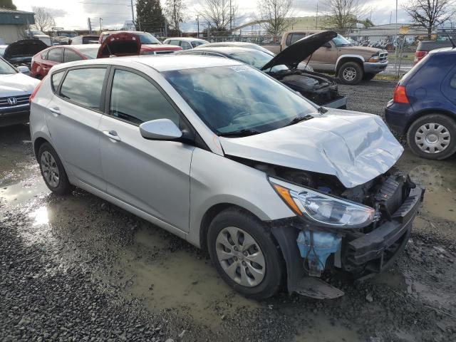 KMHCT5AE4HU351389 - 2017 HYUNDAI ACCENT SE SILVER photo 4