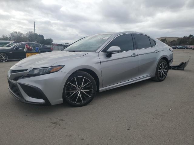 4T1T11AK9PU826263 - 2023 TOYOTA CAMRY SE NIGHT SHADE SILVER photo 1