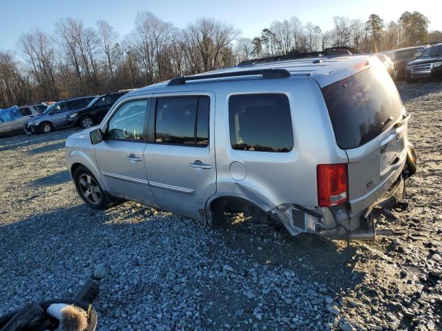 5FNYF3H59BB055117 - 2011 HONDA PILOT EXL SILVER photo 2