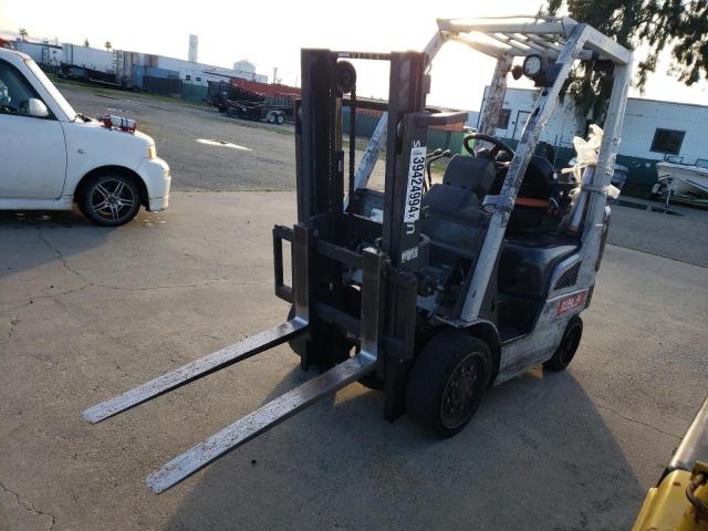 CP1F29W7688 - 2015 NISSAN FORKLIFT SILVER photo 2