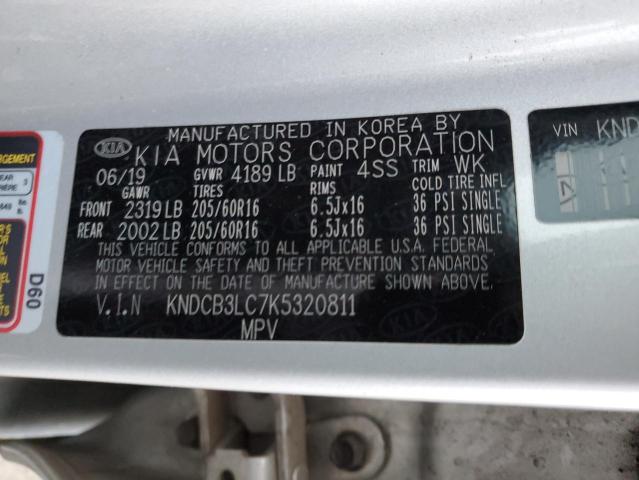 KNDCB3LC7K5320811 - 2019 KIA NIRO FE SILVER photo 13