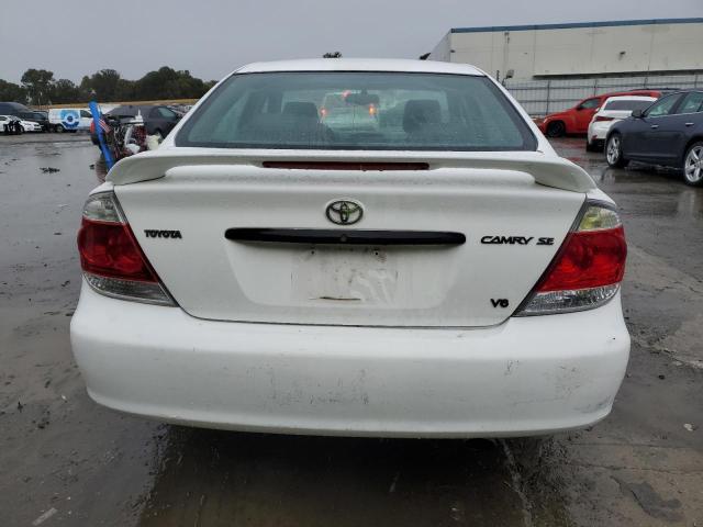 4T1BF30K72U511495 - 2002 TOYOTA CAMRY LE WHITE photo 6