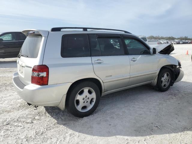 JTEDP21A060115685 - 2006 TOYOTA HIGHLANDER LIMITED SILVER photo 3