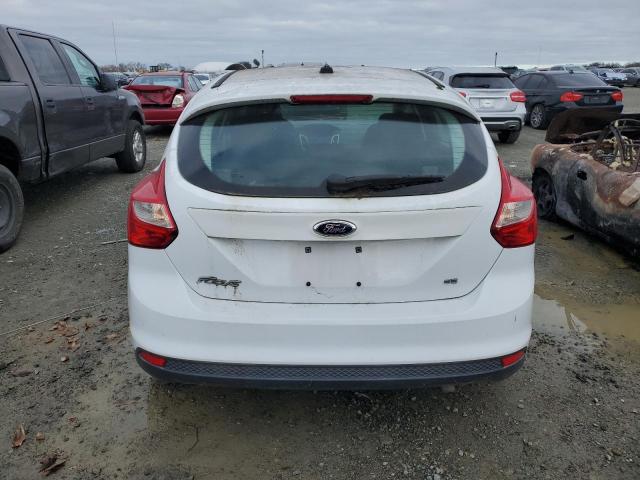 1FADP3K28EL350534 - 2014 FORD FOCUS SE WHITE photo 6