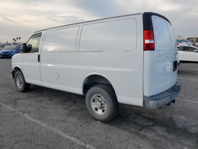 1GCWGAF75N1182652 - 2022 CHEVROLET EXPRESS G2 WHITE photo 2