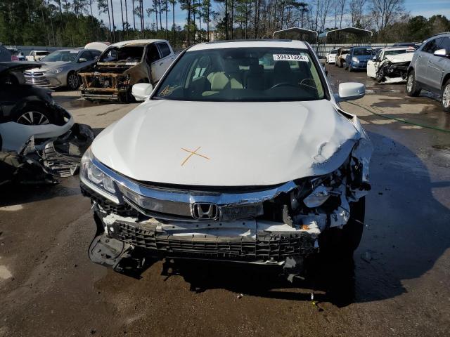 1HGCR3F0XGA029846 - 2016 HONDA ACCORD EXL WHITE photo 5