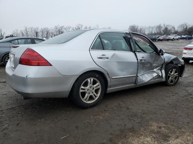 1HGCM56727A076313 - 2007 HONDA ACCORD EX SILVER photo 3