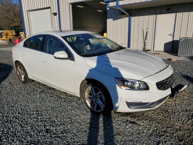 YV140MFM1F1346851 - 2015 VOLVO S60 PLATINUM WHITE photo 4