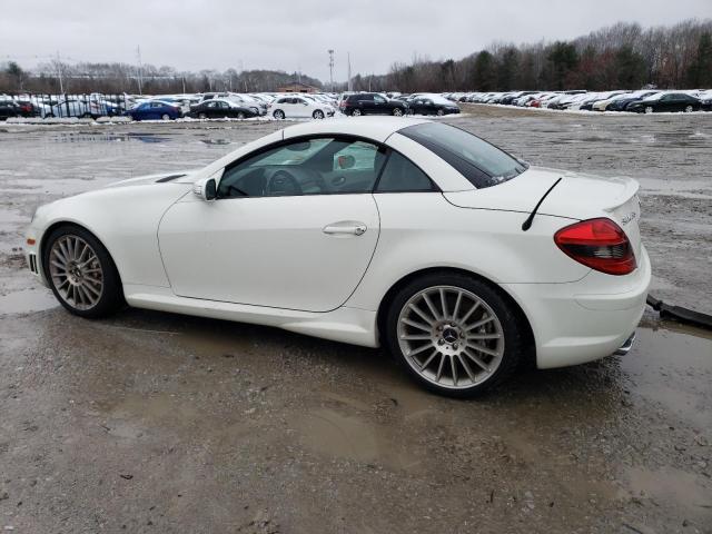 WDBWK73F17F150847 - 2007 MERCEDES-BENZ SLK 55 AMG WHITE photo 2