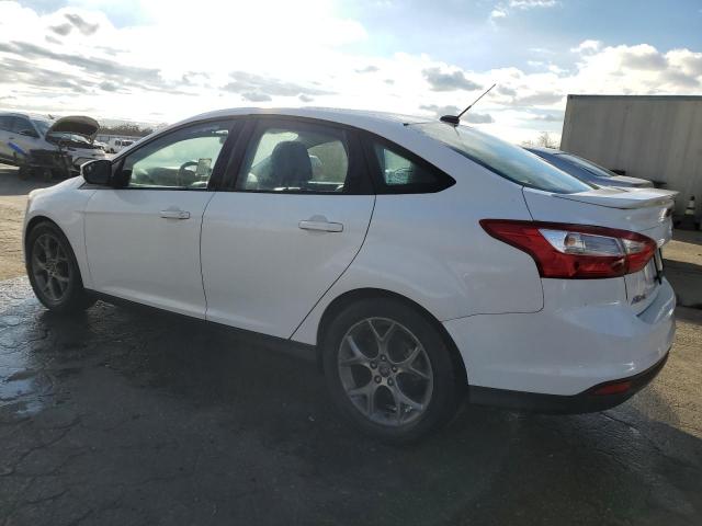 1FADP3F28DL343091 - 2013 FORD FOCUS SE WHITE photo 2