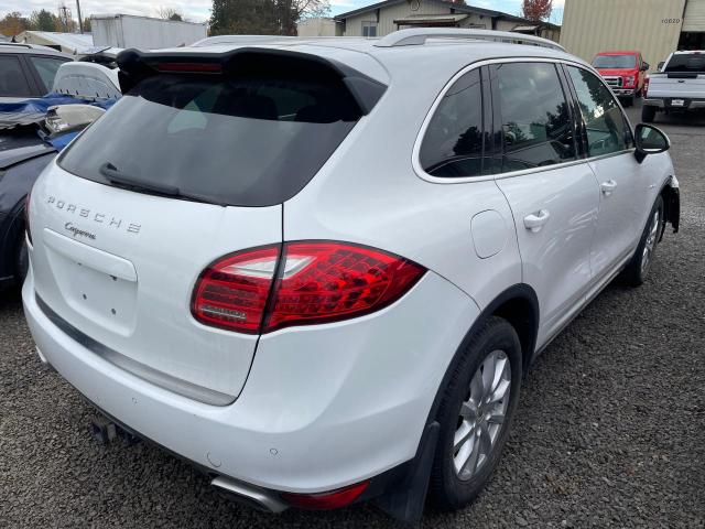 WP1AF2A29DLA25237 - 2013 PORSCHE CAYENNE WHITE photo 4