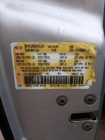 1J4GL38K85W637357 - 2005 JEEP LIBERTY RENEGADE 银色 照片 13