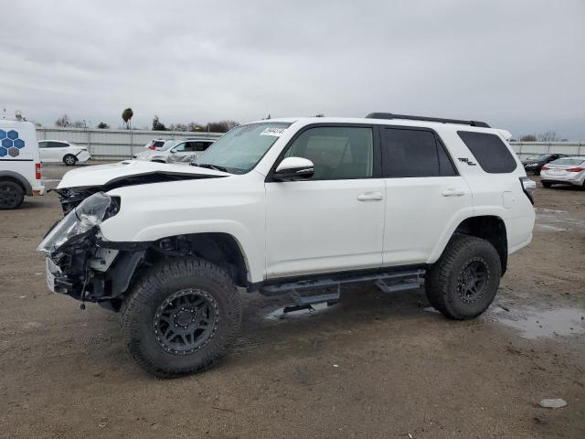 2020 TOYOTA 4RUNNER SR5/SR5 PREMIUM, 