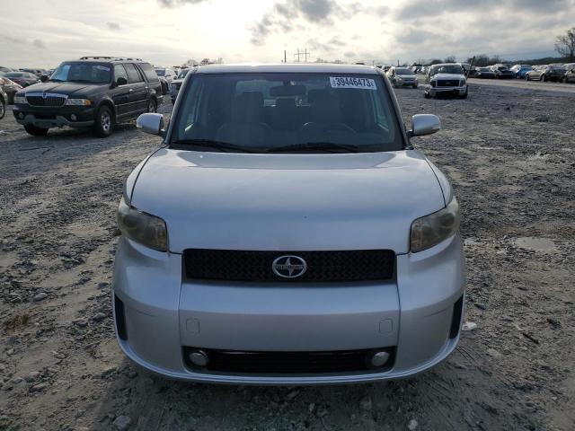 JTLKE50E581034884 - 2008 TOYOTA SCION XB Silber Foto 5