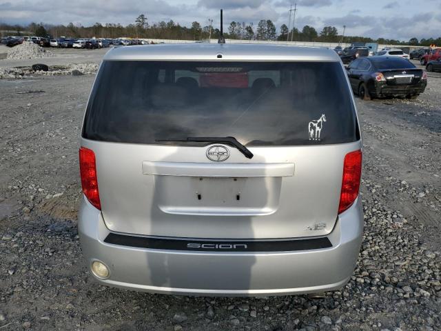 JTLKE50E581034884 - 2008 TOYOTA SCION XB Silber Foto 6