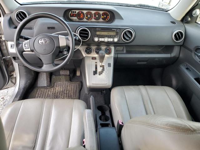 JTLKE50E581034884 - 2008 TOYOTA SCION XB Silber Foto 8