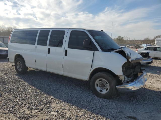 1GAZGPFG8G1270574 - 2016 CHEVROLET EXPRESS G3 LT WHITE photo 4