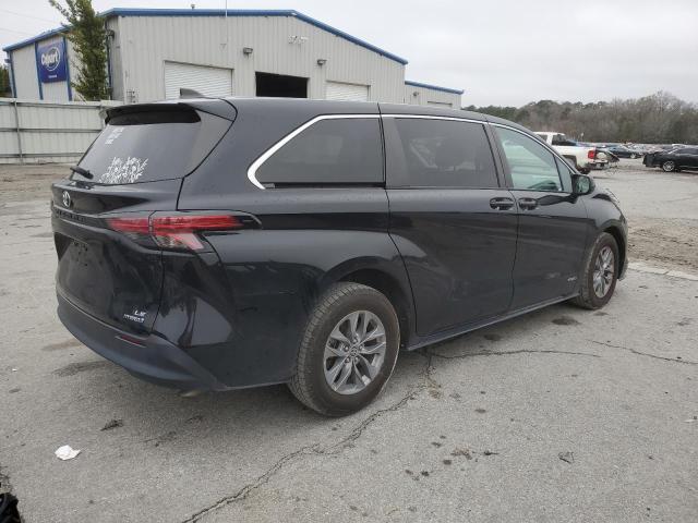 5TDKRKEC9MS043977 - 2021 TOYOTA SIENNA LE BLACK photo 3