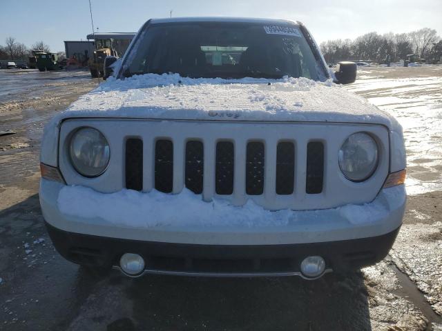 1C4NJPFA5ED586027 - 2014 JEEP PATRIOT LATITUDE WHITE photo 5