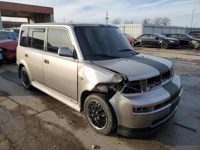 JTLKT324050180349 - 2005 TOYOTA SCION XB 银色 照片 4