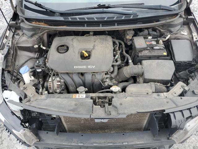 3KPFK4A74JE174685 - 2018 KIA FORTE LX BROWN photo 11