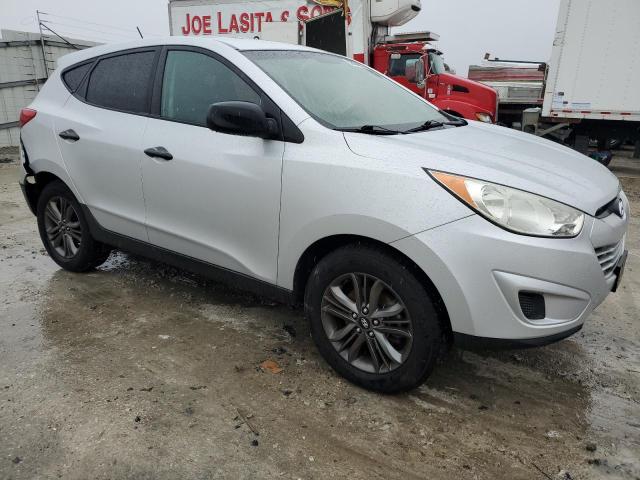 KM8JT3AB7CU502011 - 2012 HYUNDAI TUCSON GL SILVER photo 4