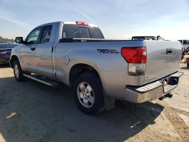 5TFRM5F11AX001997 - 2010 TOYOTA TUNDRA DOUBLE CAB SR5 SILVER photo 2
