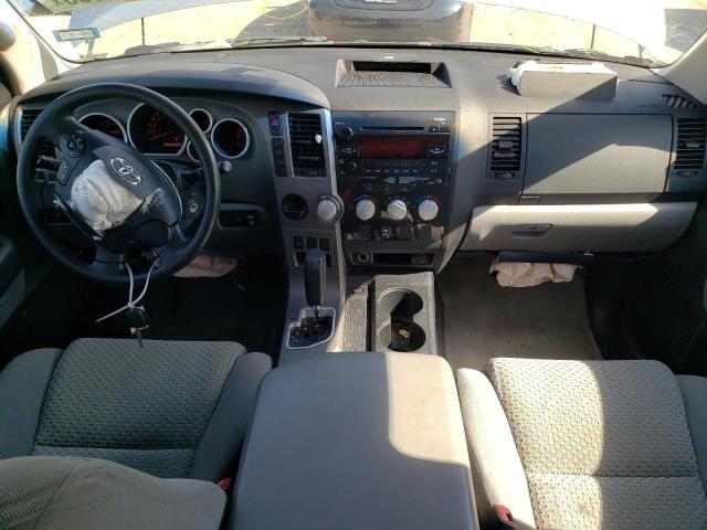 5TFRM5F11AX001997 - 2010 TOYOTA TUNDRA DOUBLE CAB SR5 SILVER photo 8