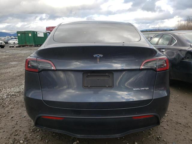 7SAYGDEEXNF395780 - 2022 TESLA MODEL Y GRAY photo 6