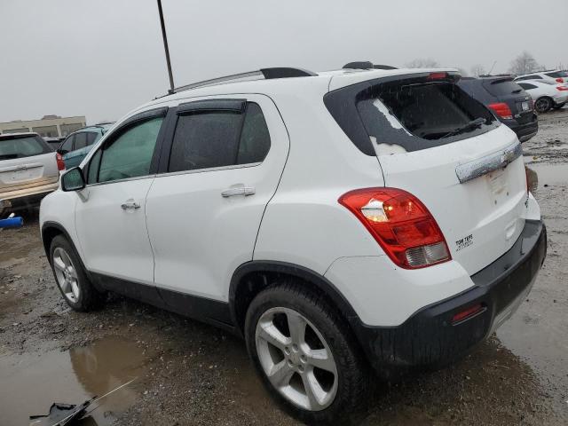 KL7CJRSB0GB504055 - 2016 CHEVROLET TRAX LTZ WHITE photo 2