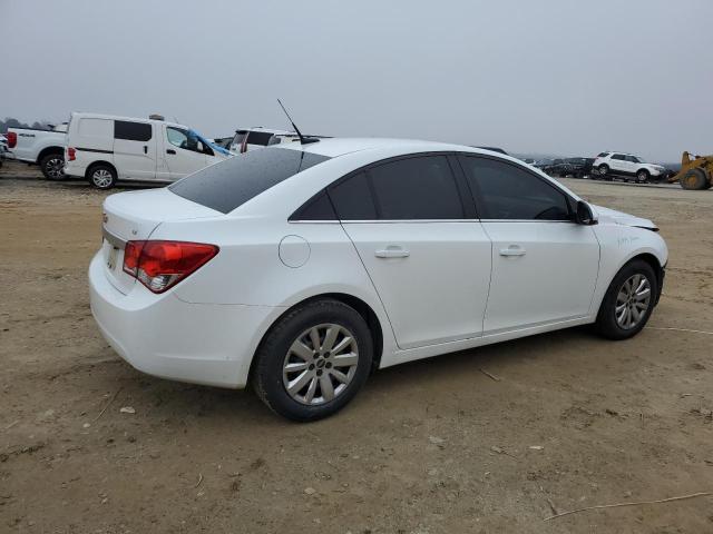 1G1PF5S97B7225069 - 2011 CHEVROLET CRUZE LT WHITE photo 3