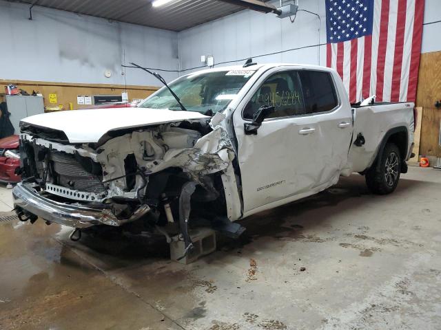 1GTR9BED7MZ322902 - 2021 GMC SIERRA K1500 SLE WHITE photo 1