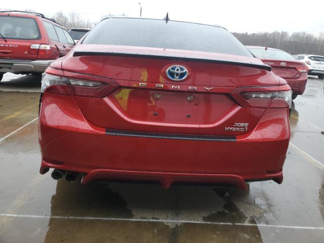 4T1K31AK9NU033127 - 2022 TOYOTA CAMRY XSE RED photo 6