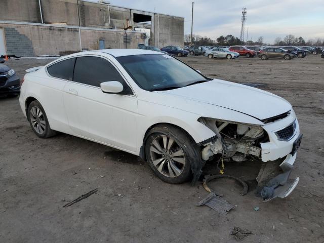 1HGCS1B32AA013589 - 2010 HONDA ACCORD LX WHITE photo 4