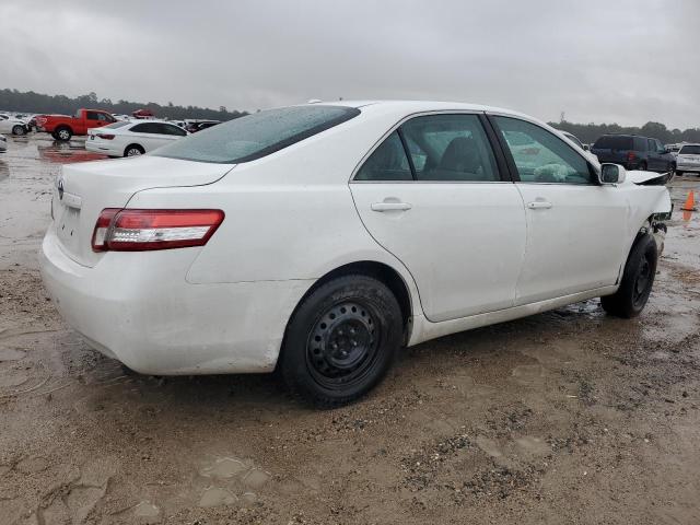 4T4BF3EK4BR117547 - 2011 TOYOTA CAMRY BASE WHITE photo 3