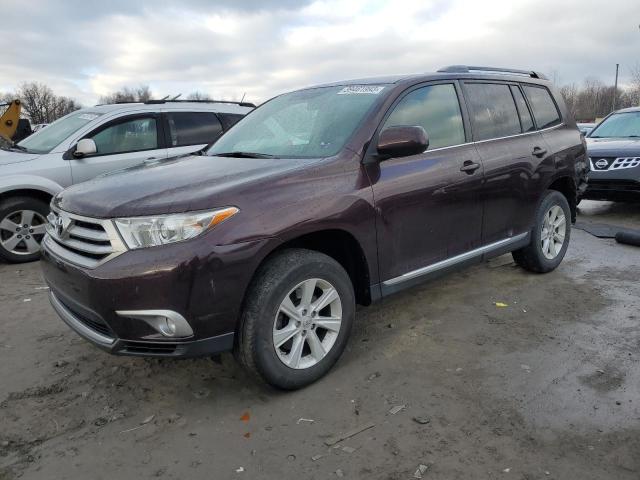 5TDZK3EH1CS075907 - 2012 TOYOTA HIGHLANDER BASE Марун фото 1