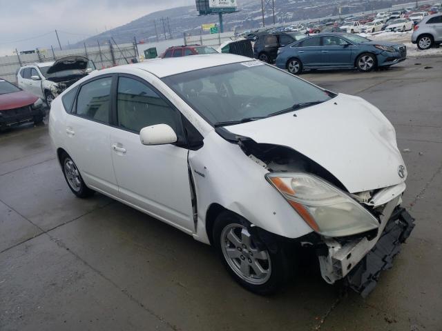 JTDKB20U187815473 - 2008 TOYOTA PRIUS WHITE photo 4