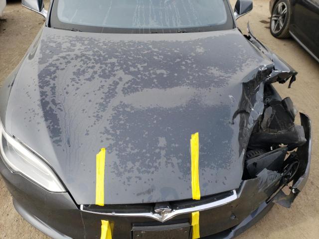5YJSA1E47GF150867 - 2016 TESLA MODEL S Մոխրագույն լուսանկար 11