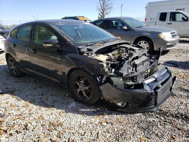 1FADP3K28DL182666 - 2013 FORD FOCUS SE BLACK photo 4