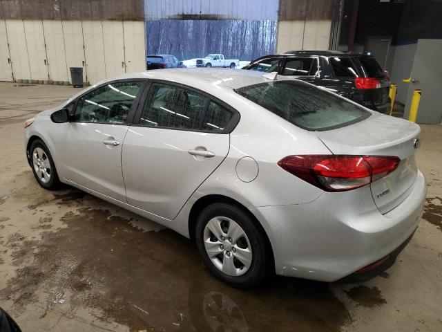 3KPFK4A75JE234649 - 2018 KIA FORTE LX SILVER photo 2