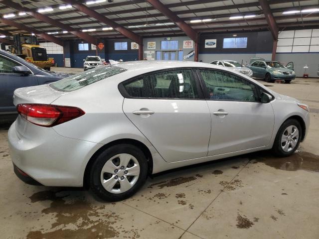 3KPFK4A75JE234649 - 2018 KIA FORTE LX SILVER photo 3