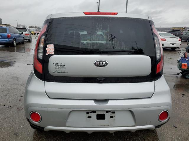 KNDJP3A55J7539248 - 2018 KIA SOUL + SILVER photo 6