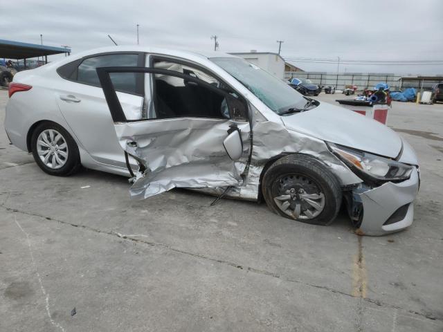 3KPC24A68LE120741 - 2020 HYUNDAI ACCENT SE SILVER photo 4