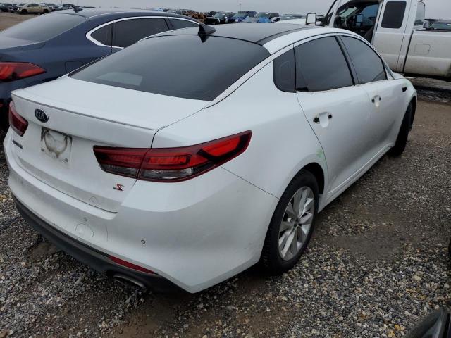 5XXGT4L31JG233095 - 2018 KIA OPTIMA LX WHITE photo 3