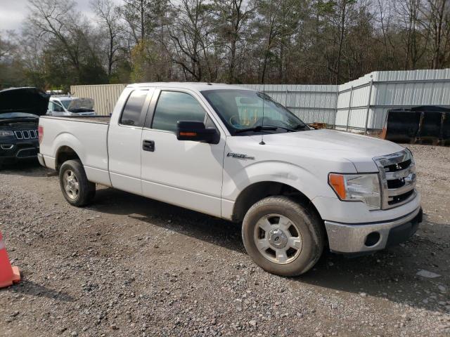 1FTEX1CM1EFA05167 - 2014 FORD F150 SUPER CAB WHITE photo 4