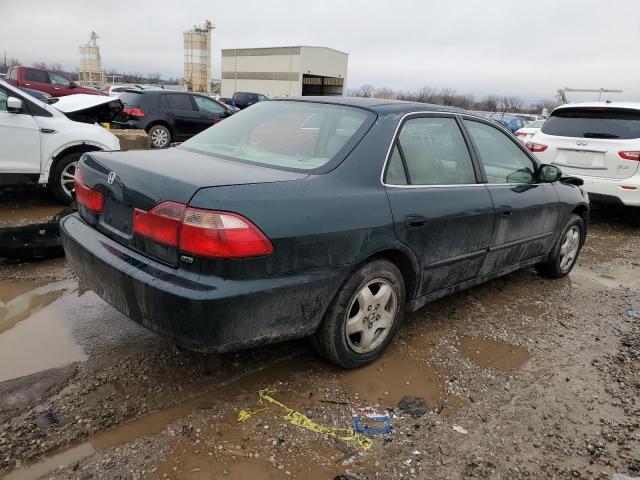 1HGCG165XWA037305 - 1998 HONDA ACCORD EX GREEN photo 3