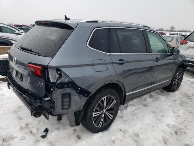 3VV2B7AX8JM142460 - 2018 VOLKSWAGEN TIGUAN SE GRAY photo 3