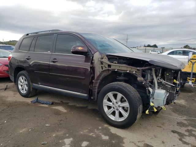 5TDBK3EHXBS069572 - 2011 TOYOTA HIGHLANDER BASE BURGUNDY photo 4