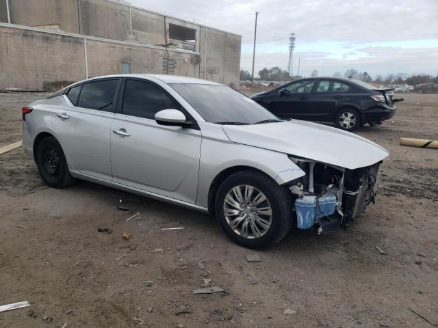 1N4BL4BV2LC214626 - 2020 NISSAN ALTIMA S SILVER photo 4